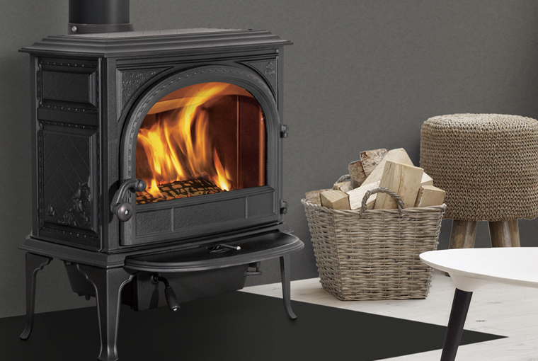 JOTUL ヨツール鋳物ストーブ ノルウェー製 縦型スッキリ